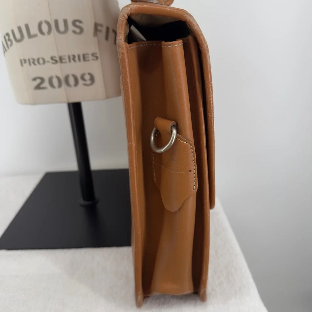 Hartmann tan leather
